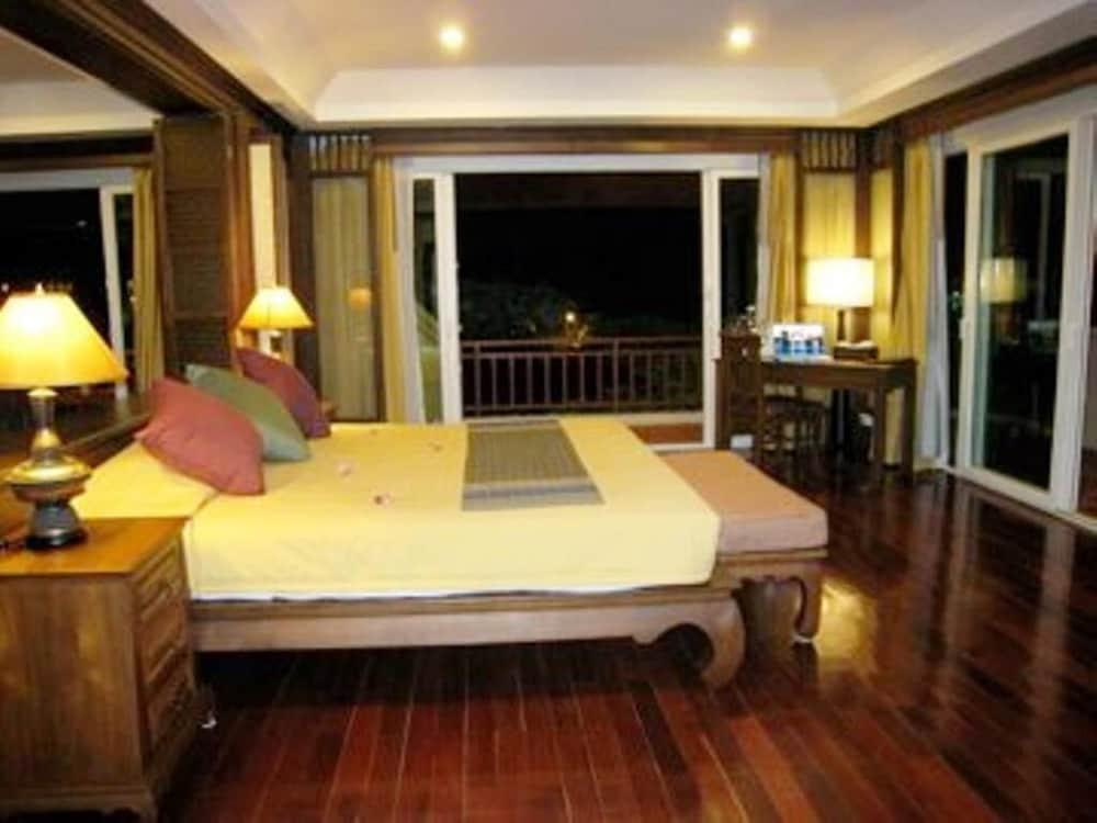 Avalon Beach Resort Pattaya Exterior foto